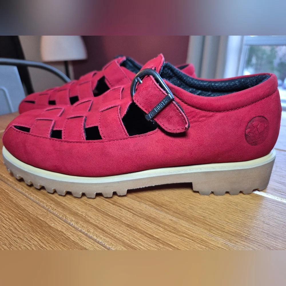 Buffalino Unisex Red Suede Vintage 90's Buckle Sandals‎ - size M8 W 9.5